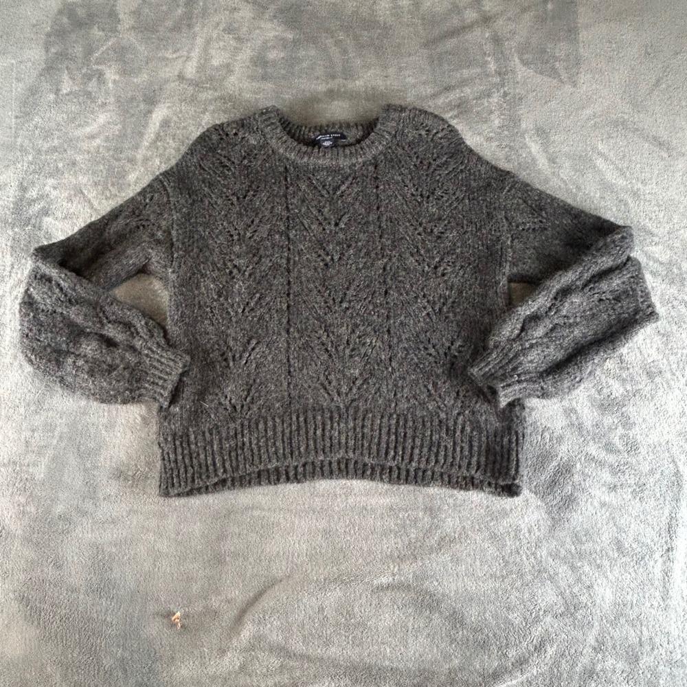 American Eagle Women Gray Pointelle Knit Cropped Sweater Wool Blend Medium